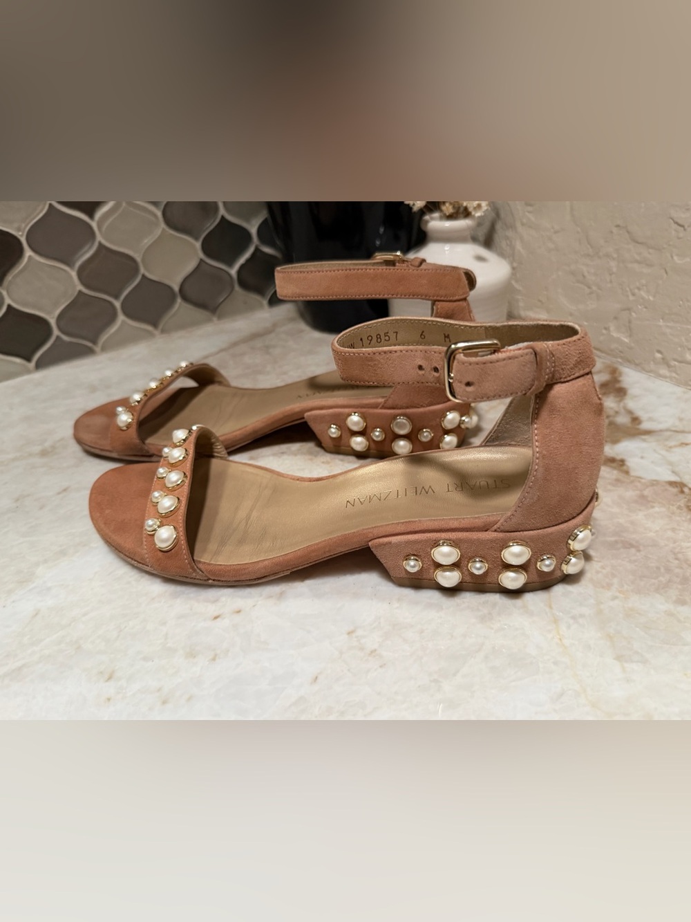 Stuart Weitzman AllPearls beige ankle strap sandals Sz 6